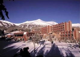 Full Service Resort Lodging in Breckenridge